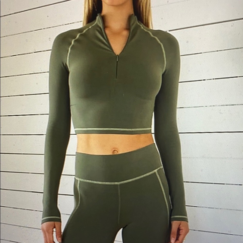 Aritzia TNA Venice Longsleeve